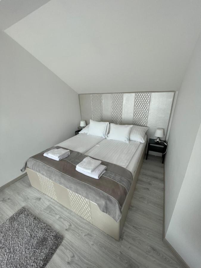 Martina Apartman Gyula Exterior foto