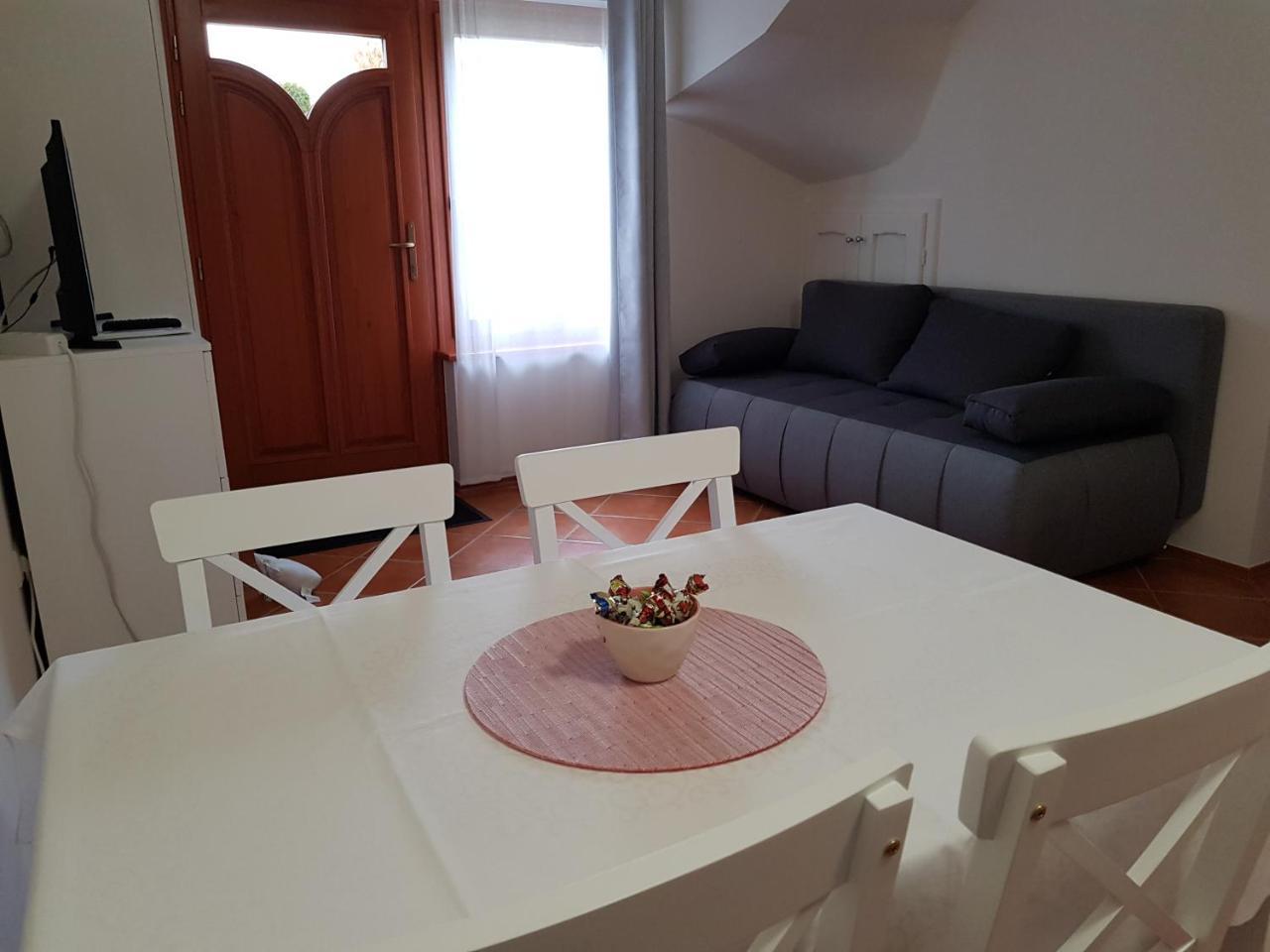 Martina Apartman Gyula Exterior foto